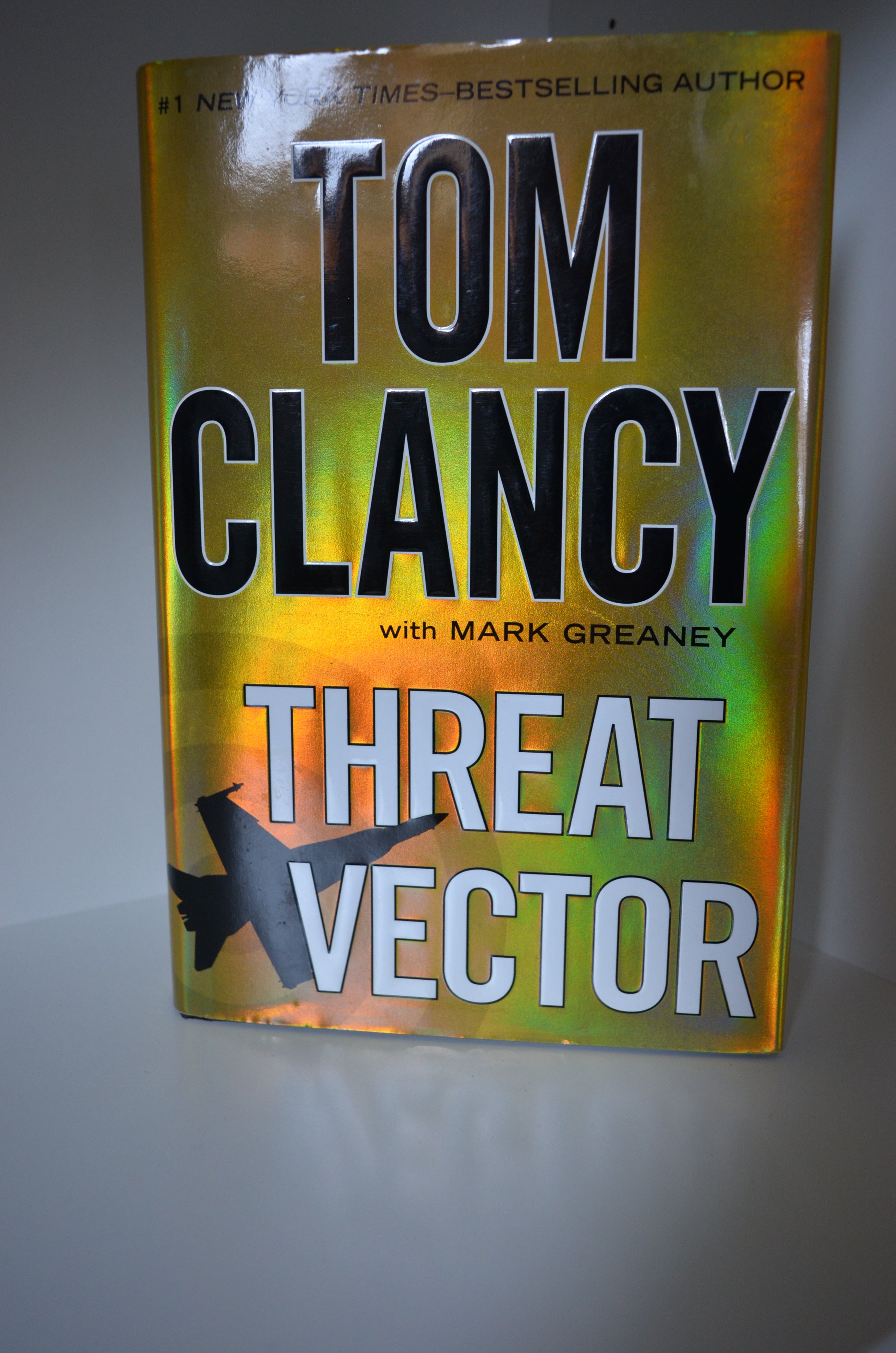 Threat vector by Tom Clancy (hardcover)